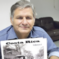 José Gerardo Suárez, historiador independiente, transforma la historia de Costa Rica con sus obras visuales y reconocidas globalmente.