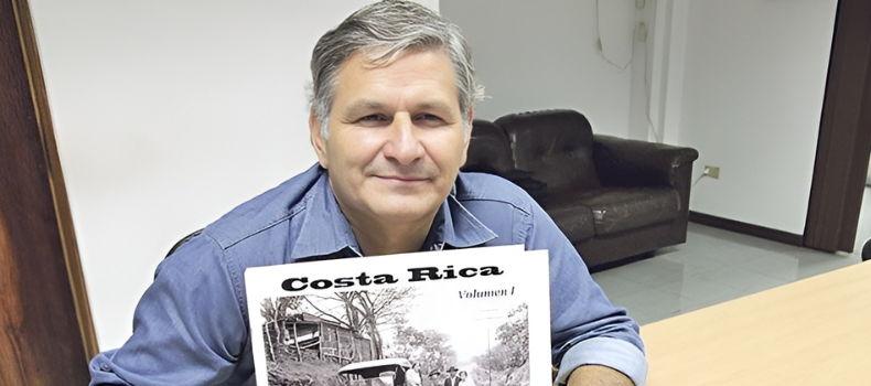 José Gerardo Suárez, historiador independiente, transforma la historia de Costa Rica con sus obras visuales y reconocidas globalmente.